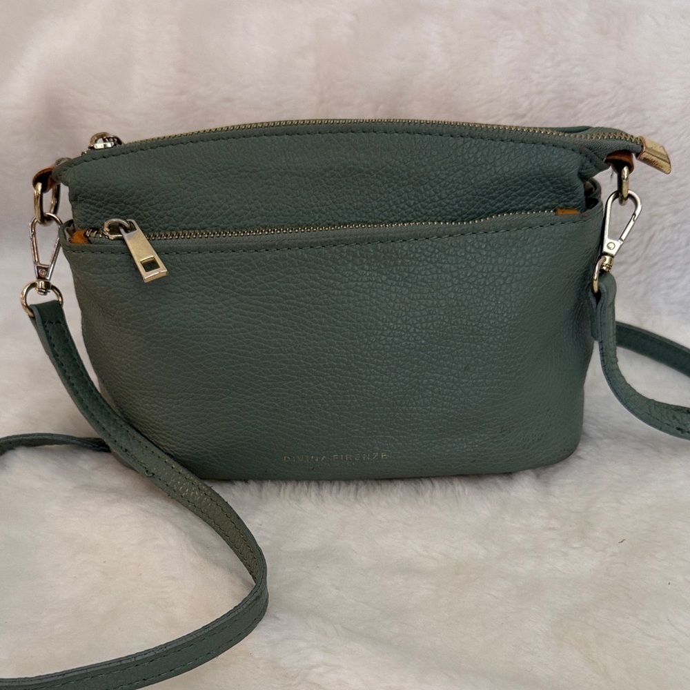 Diana Freneze Green Leather Crossbody Bag – Multi Zip